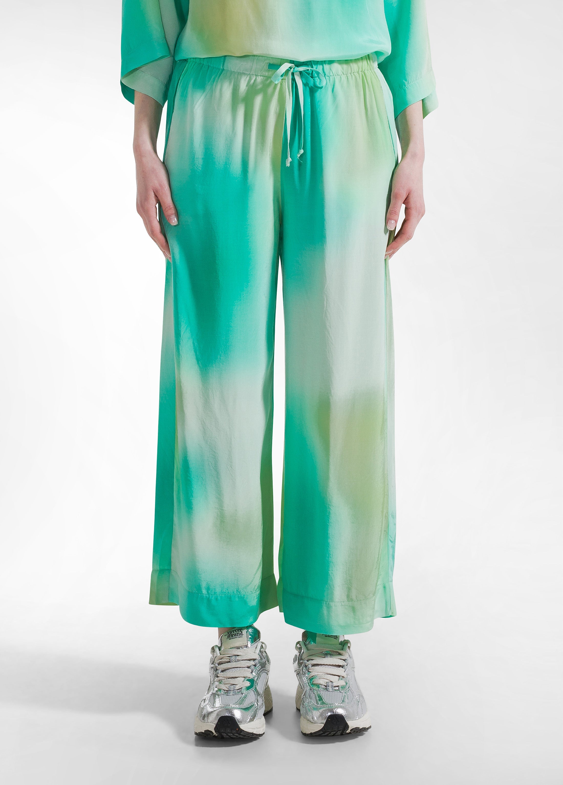 deha-pantaloni-crop-in-viscosa-habutai-blu image 2