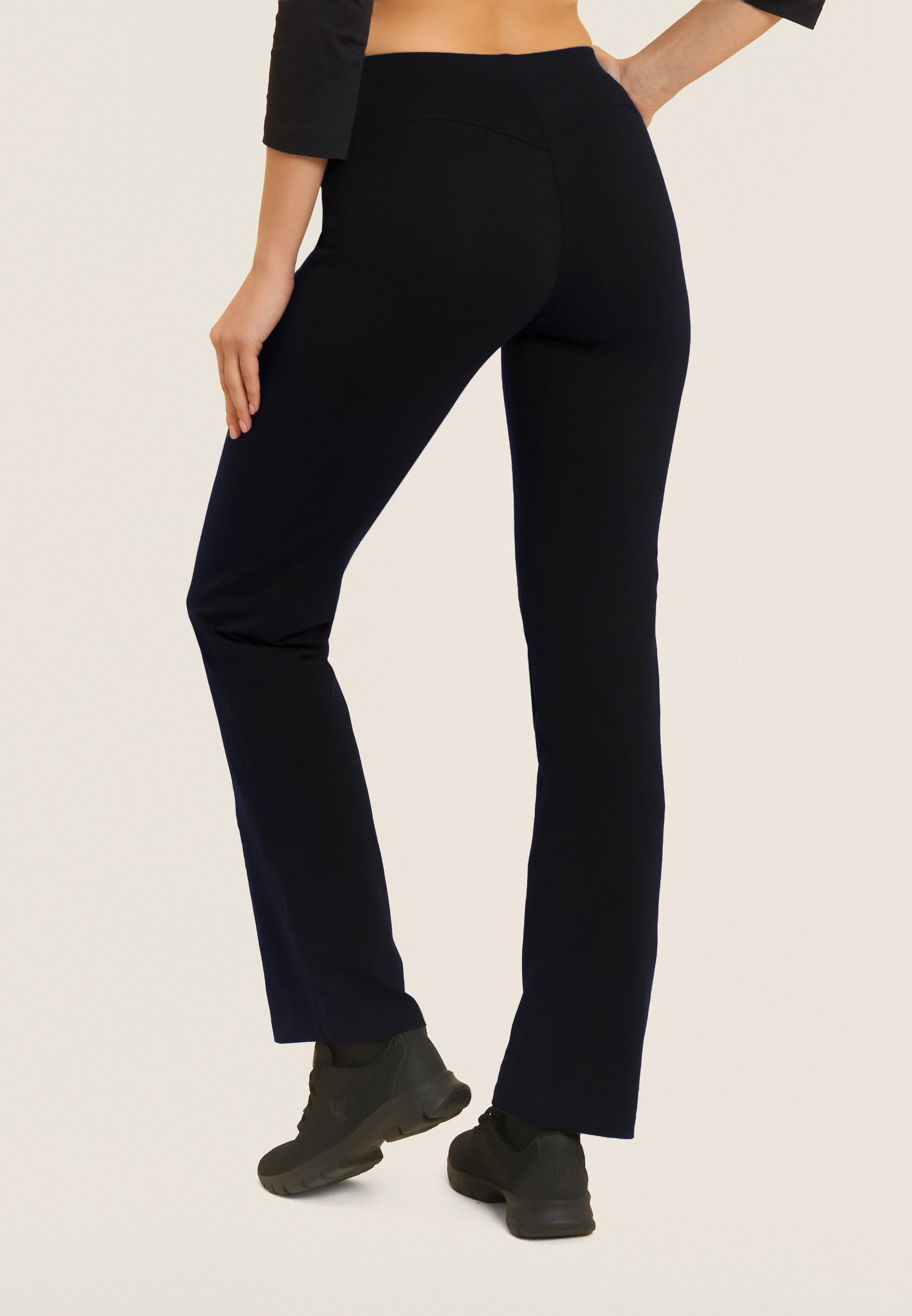 freddy-pantaloni-sportivi-gamba-dritta-con-cuciture-a-cuore image 3