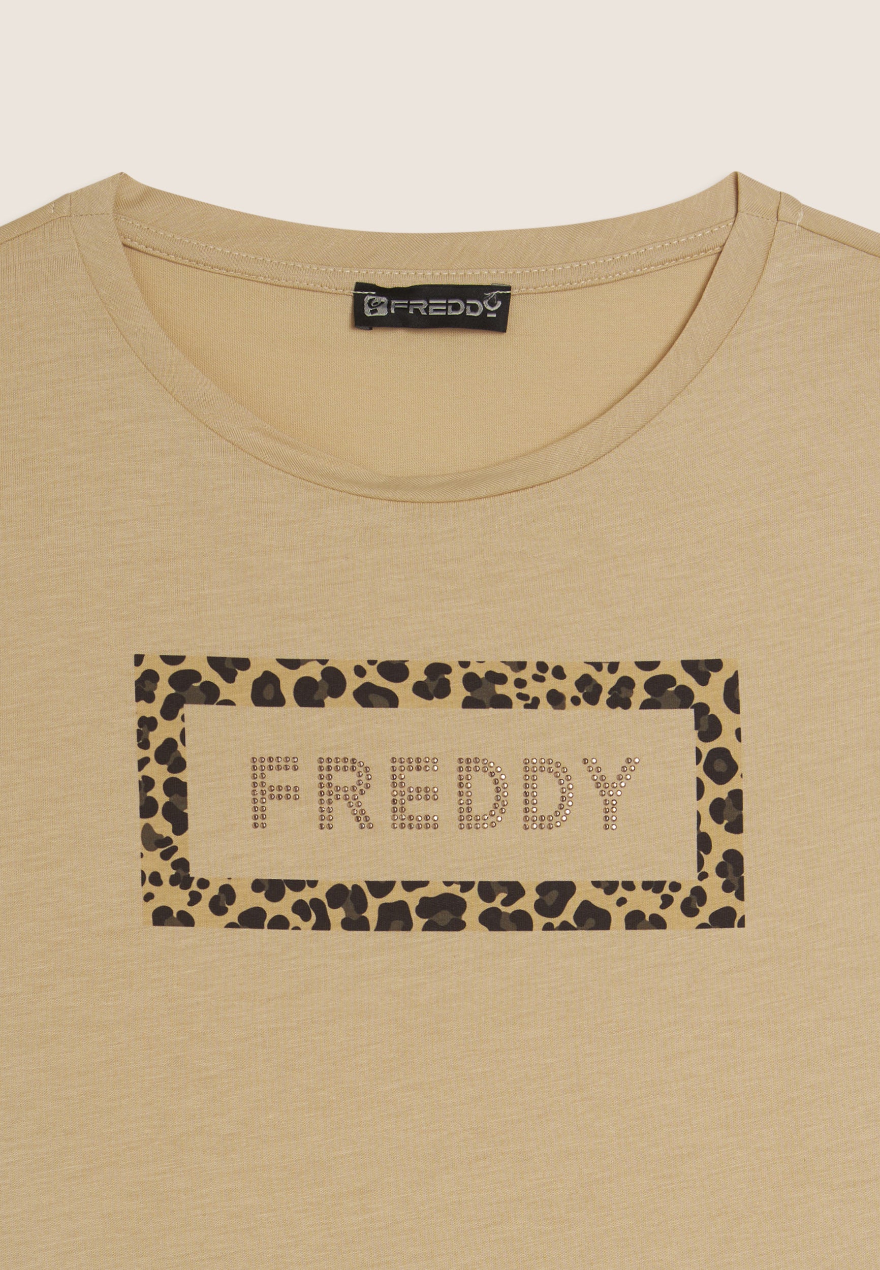 freddy-t-shirt-manica-corta-con-grafica-animalier-e-logo-freddy image 7