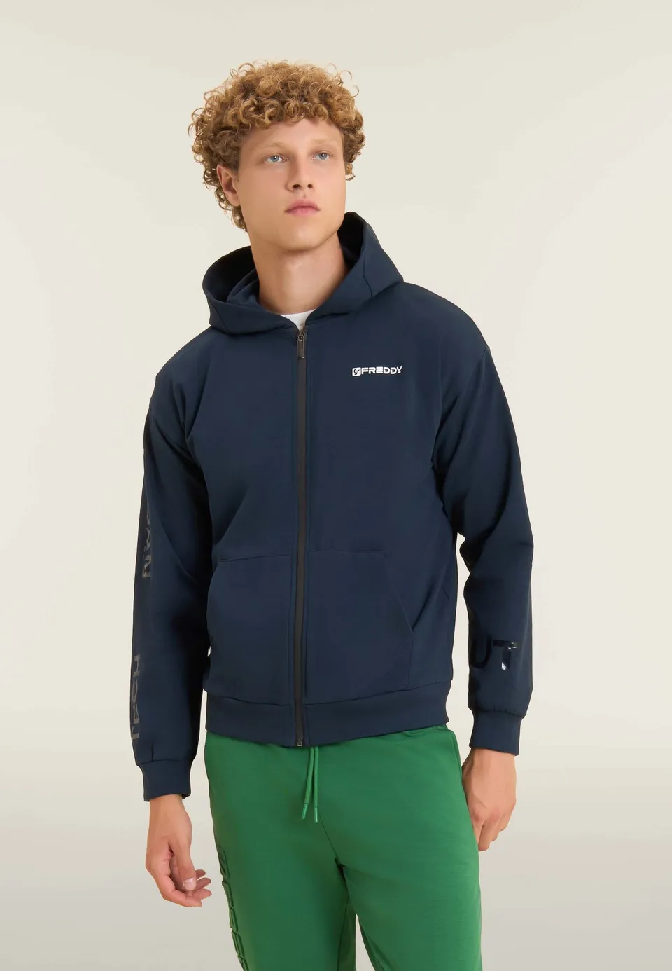 freddy-felpa-uomo-full-zip-con-cappuccio-in-jersey-e-tasche-a-marsupio image 1