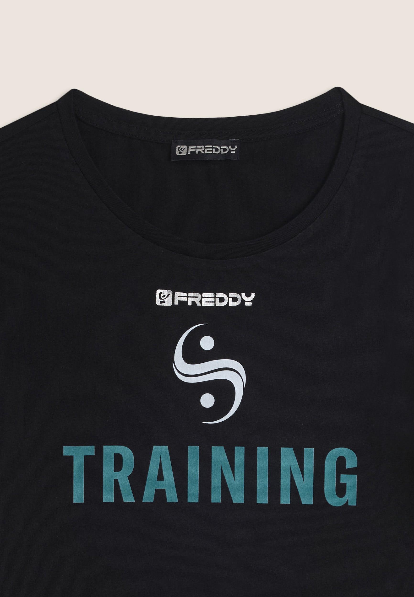 freddy-t-shirt-fgi-donna-top-events-2026-maxi-stampa-training image 3