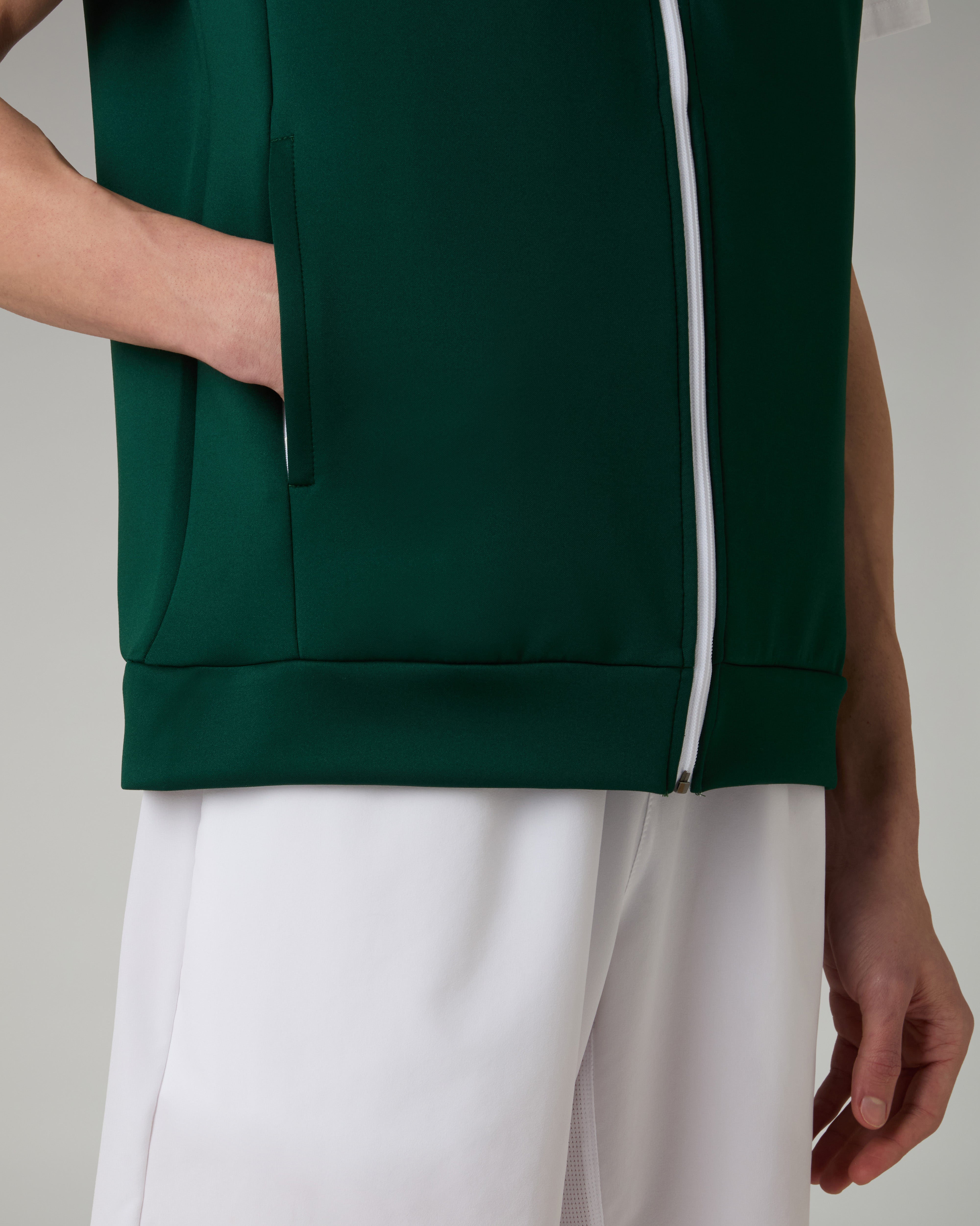 australian-energy-gilet-vole-tennis-fw25 image 4