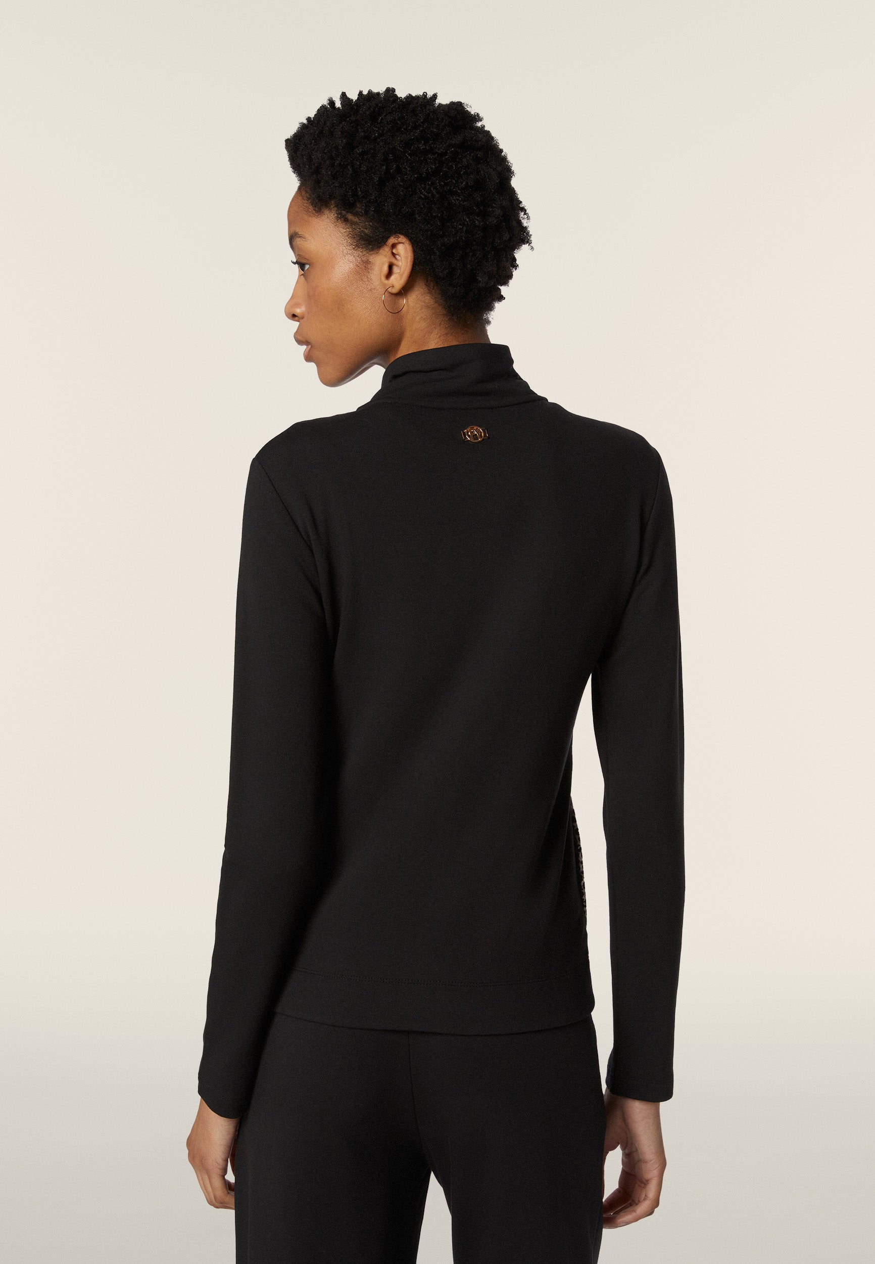 freddy-felpa-donna-slim-fit-con-zip-e-collo-alto-dettagli-leopardati image 3